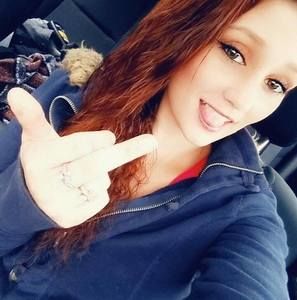 Meet your Posher, Carrie